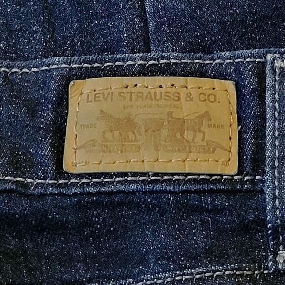 Levi's The Original Jean Dark Wash Mid Rise Skinny Denim Jeans Size 10M - Picture 8 of 8
